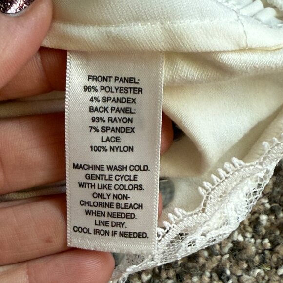 White House Black Market Ivory Seamed Mixed Material Lace Trim Cami Top, Size XS - Picture 7 of 9